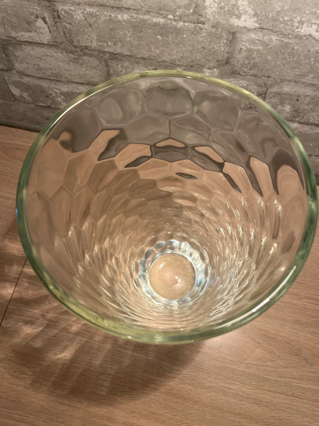 Pretty Glass Vase with Hexagonal Pattern - photo 2