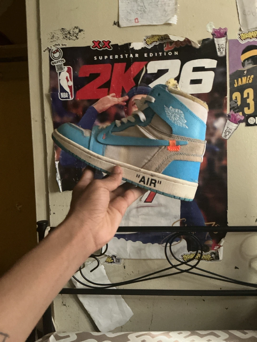 Off-White x Nike Air Jordan 1 "Chicago" - photo 2