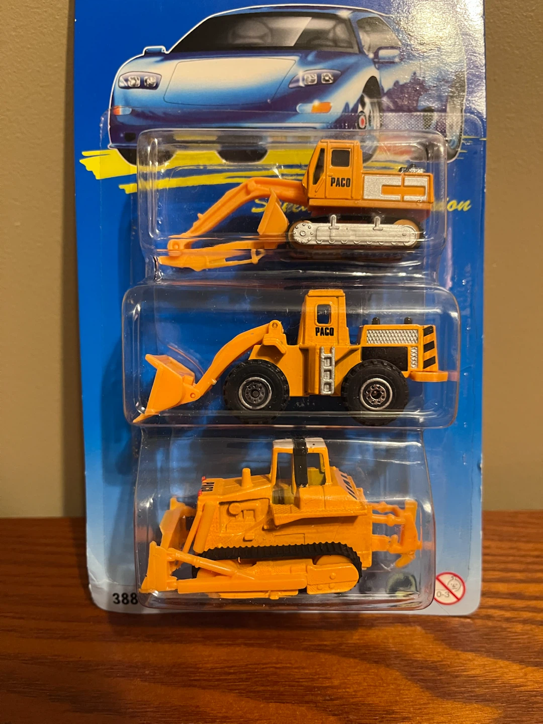 VINTAGE REALTOY 3 PACK VEHICLE SETS - photo 5