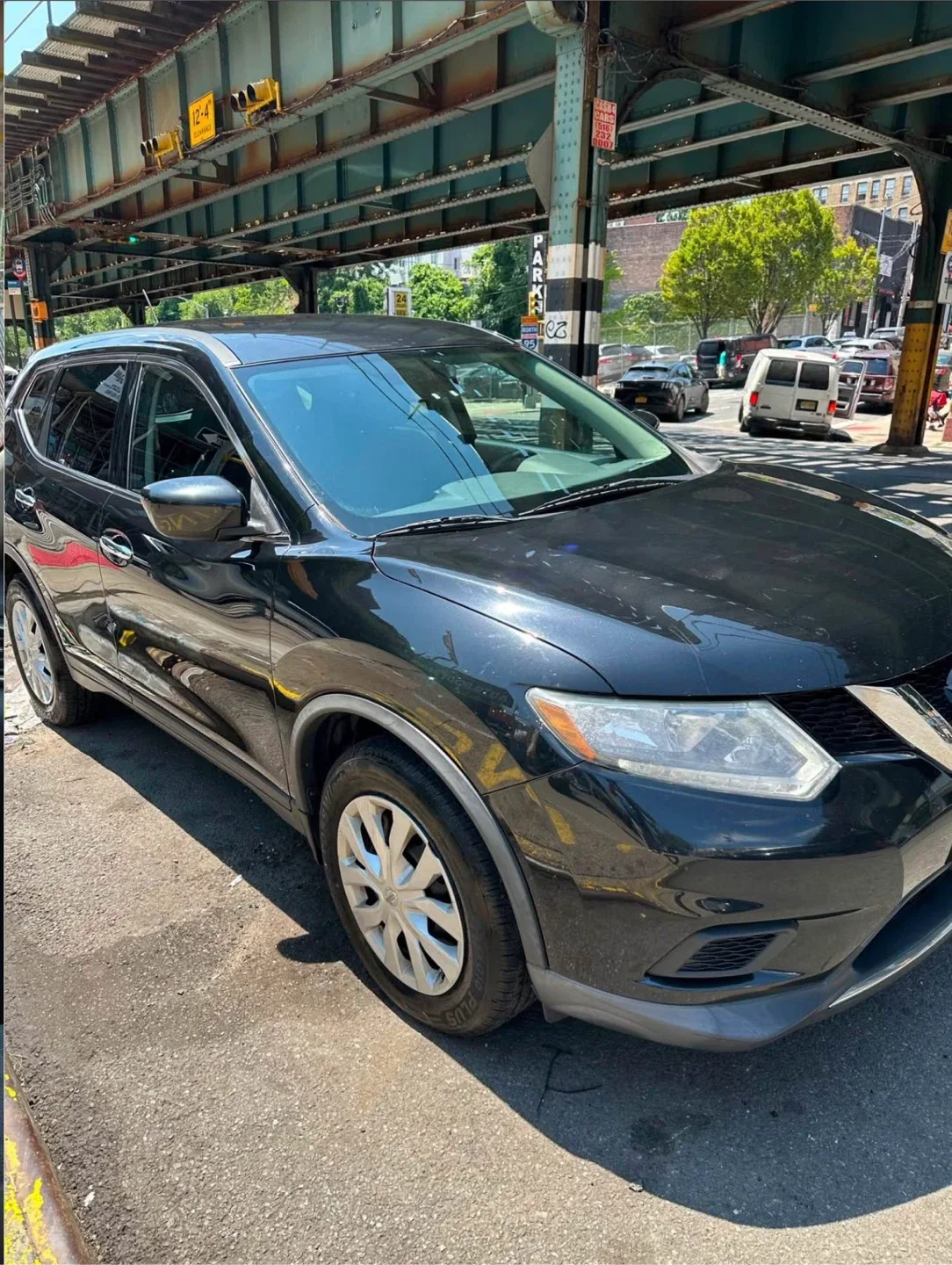 2016  Nissan Rogue SV