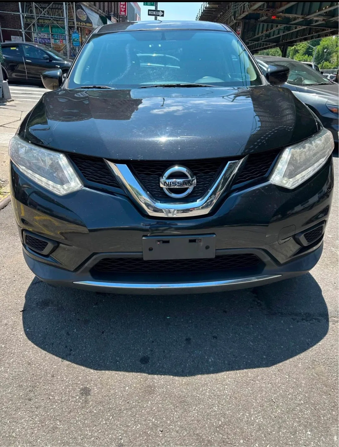 2016  Nissan Rogue SV - photo 2