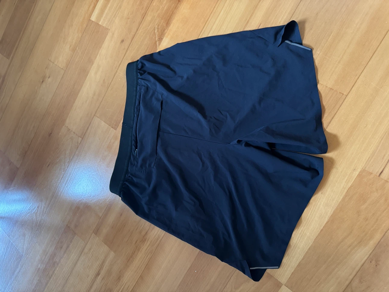 Men Athletic Shorts M-L - photo 2