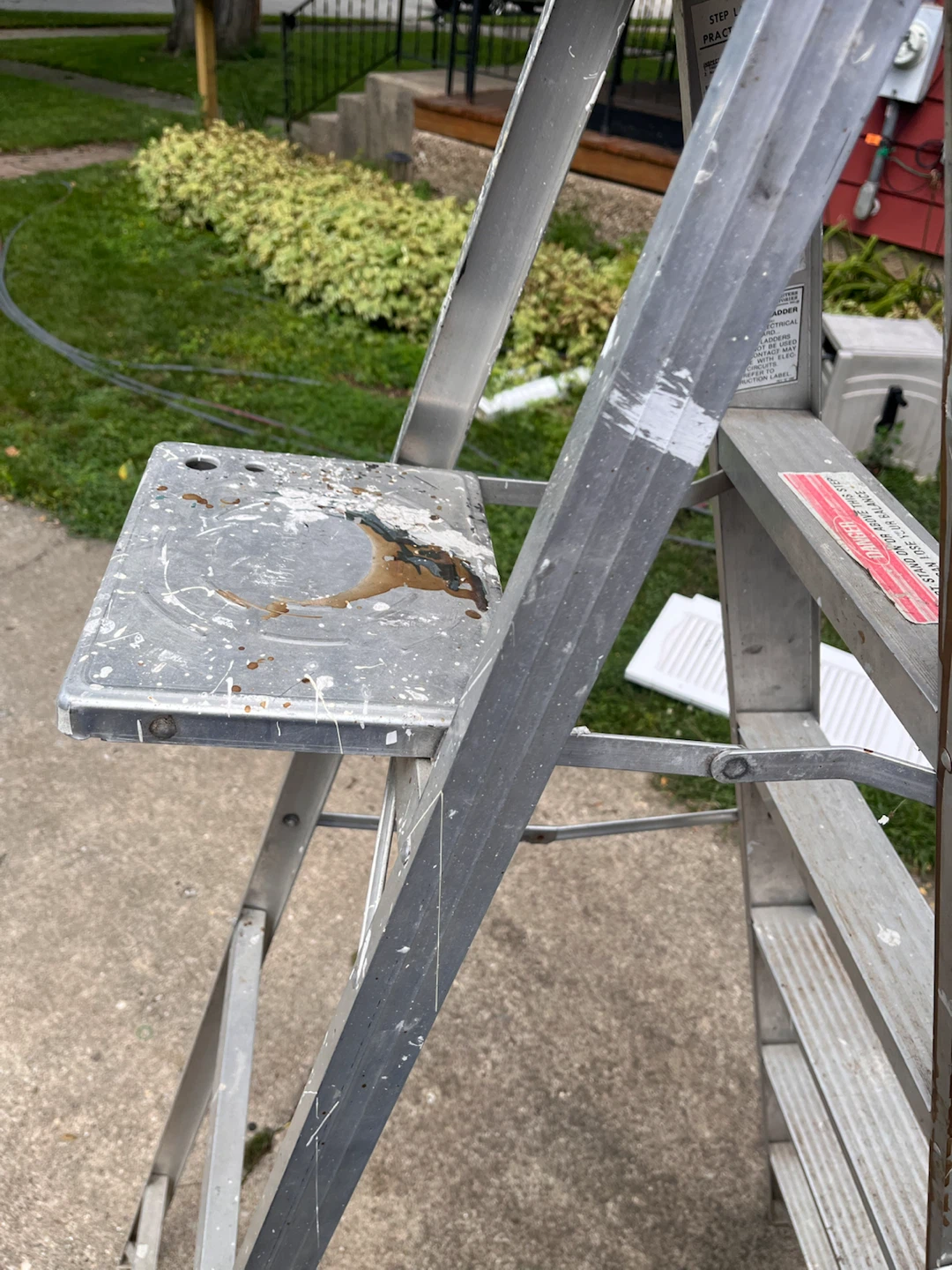 Aluminum Step Ladder - photo 2