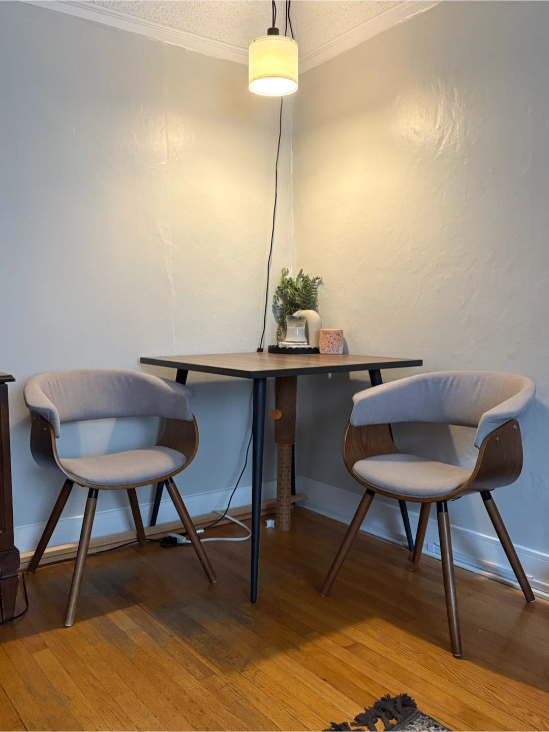 Structube Dining Table - photo 5