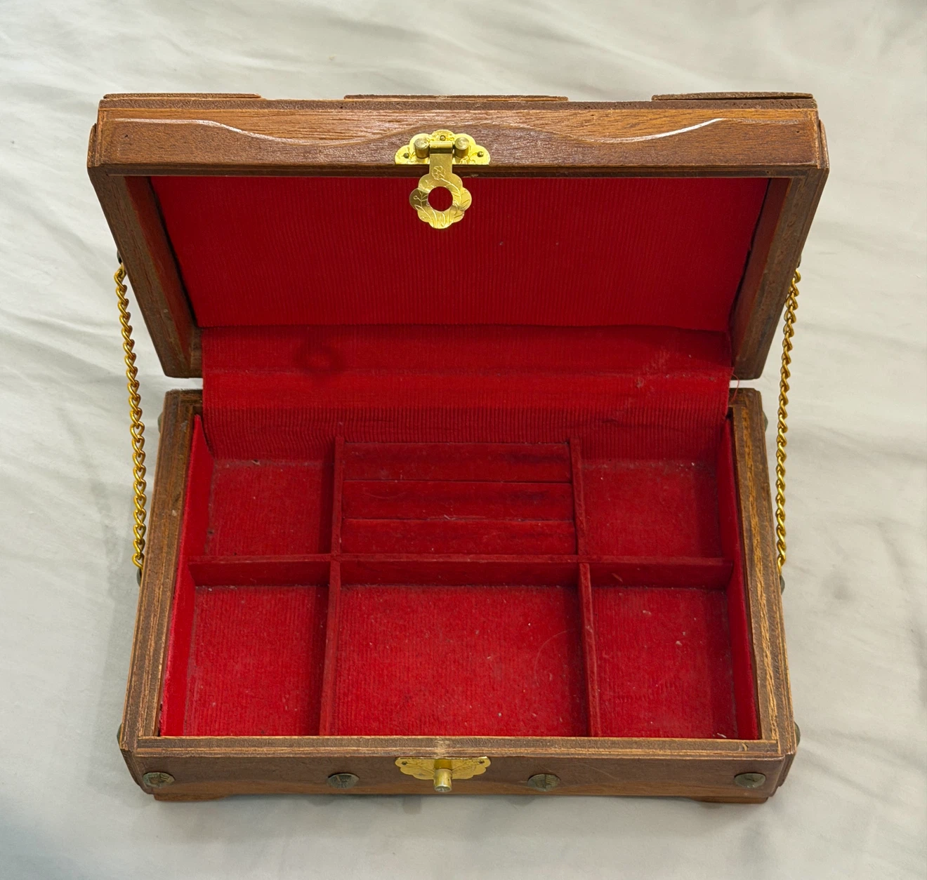 Vintage Wooden Jewellery Box with Ornate Clasp - photo 2