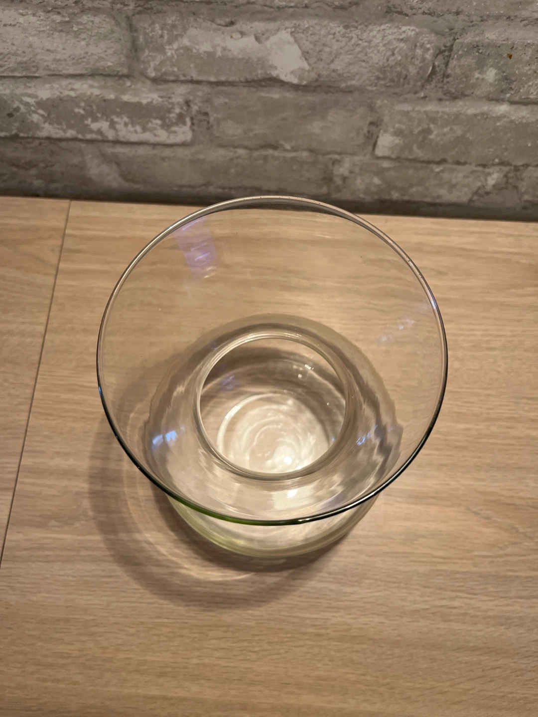 Clear Glass Vase - photo 2
