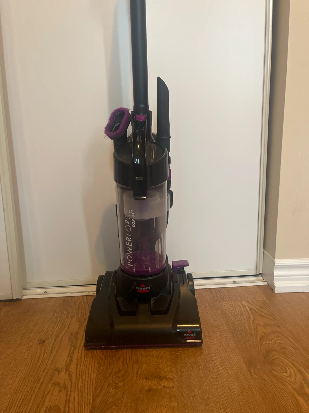 Bissell PowerForce Compact Vacuum Cleaner