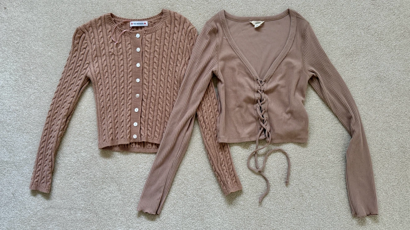 $10 CLOTHING ITEMS - photo 5