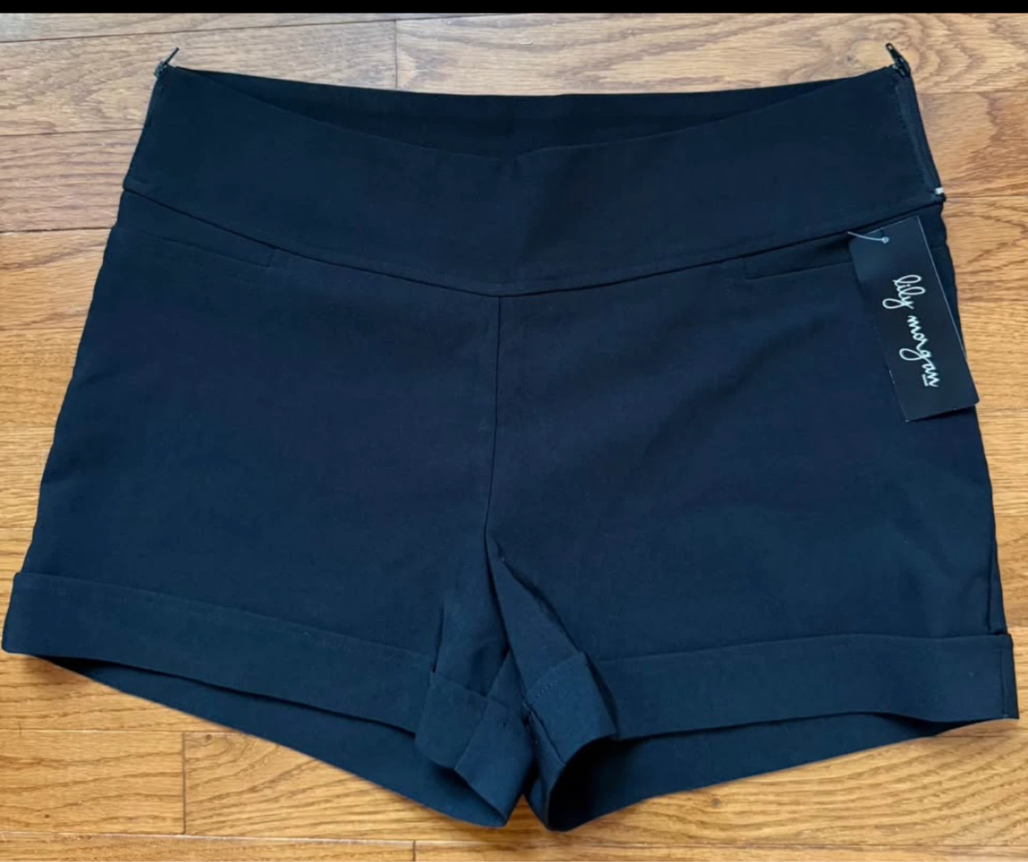 Lily Morgan Black High-Waisted Shorts