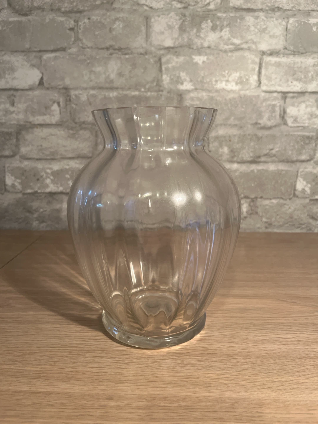 Clear Glass Vase - photo 2