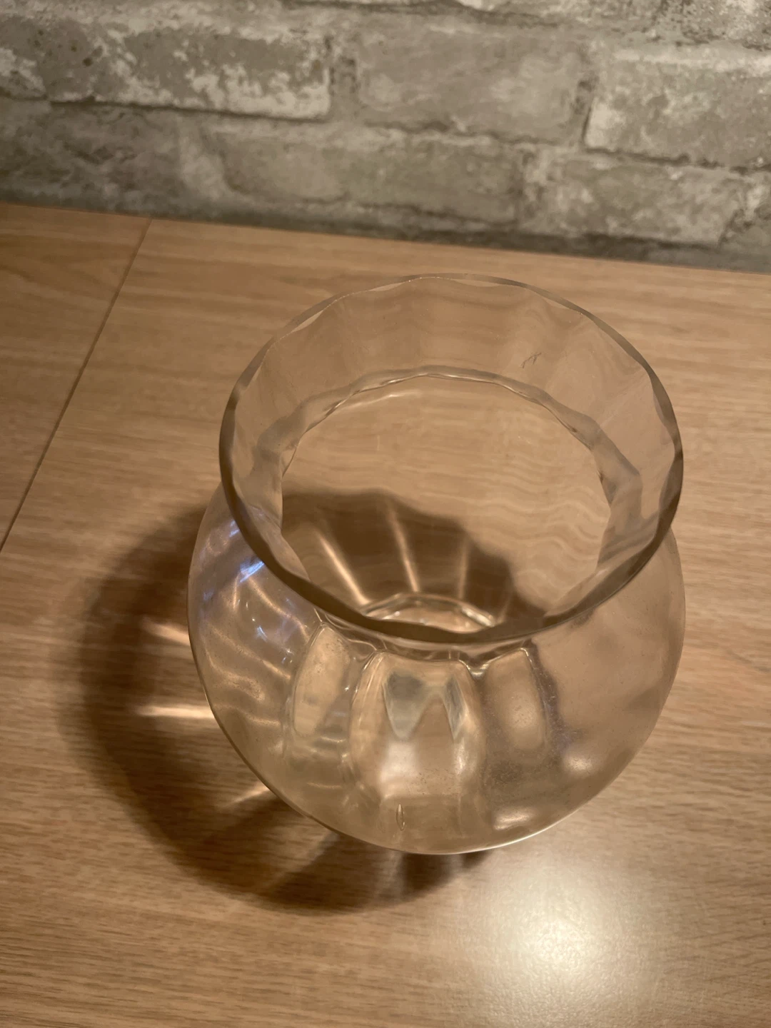 Clear Glass Vase - photo 3