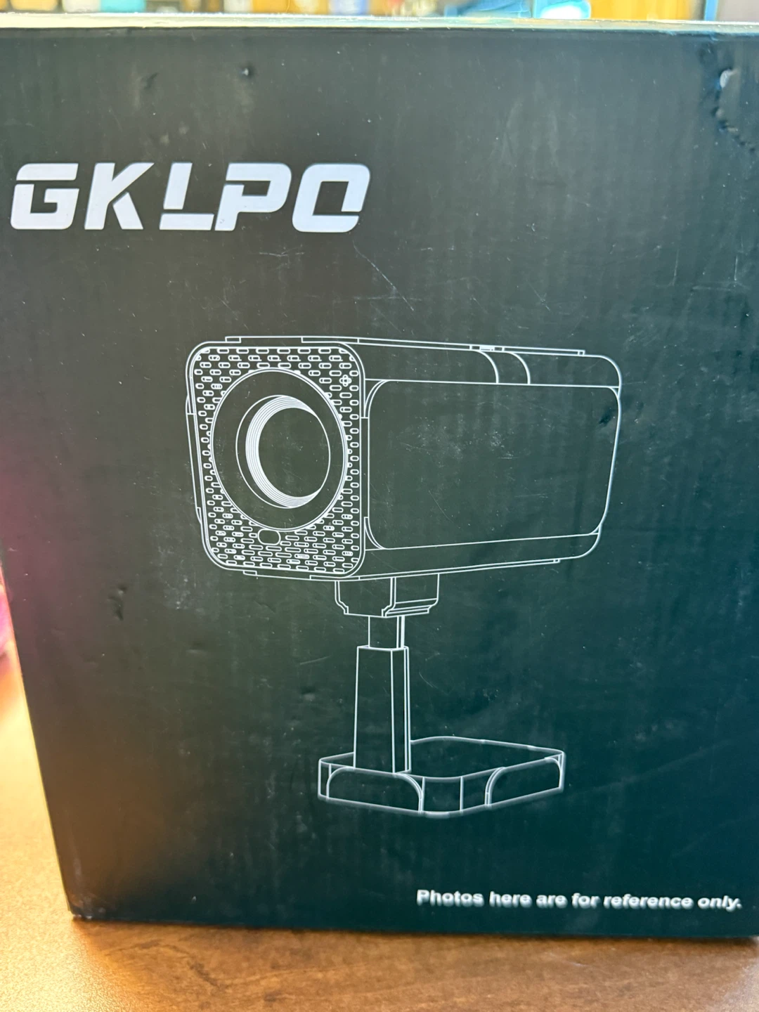 GKIPO 1080P Smart Projector