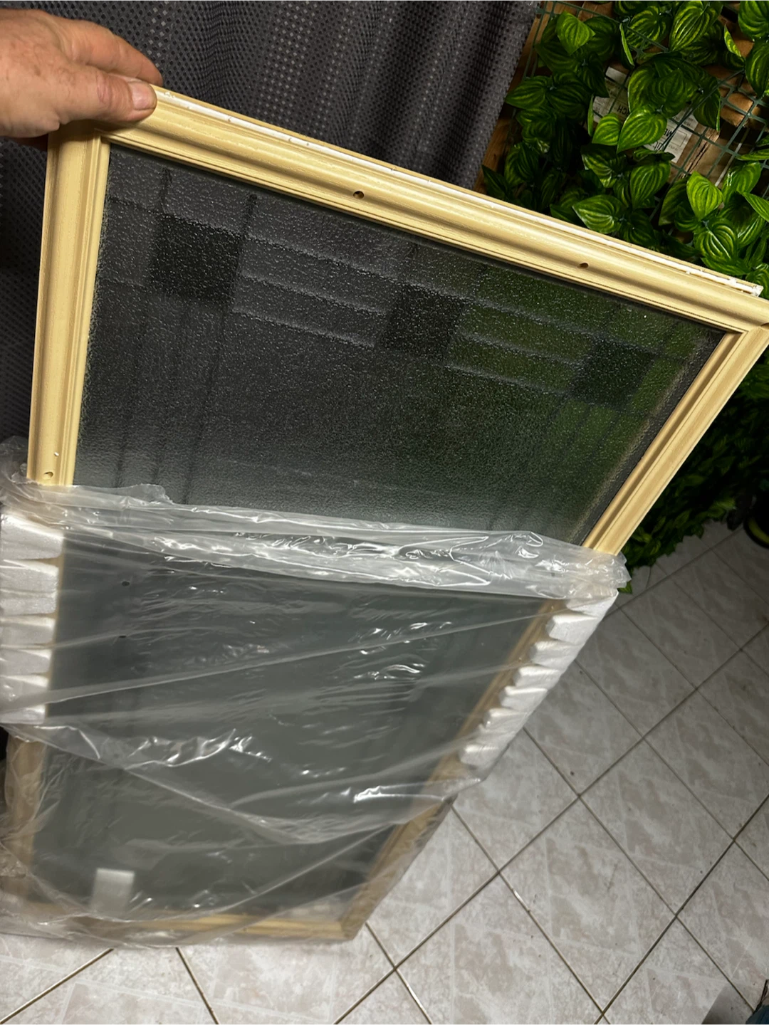 Exterior Door Decorative Glass Insert W23H49 - photo 3