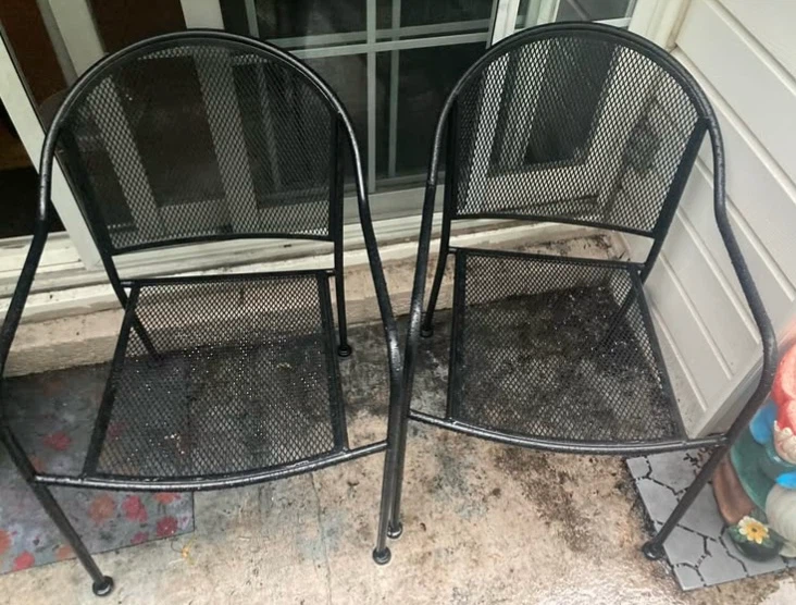 Pair of Black Metal Outdoor Chair with Red Cushion - photo 4