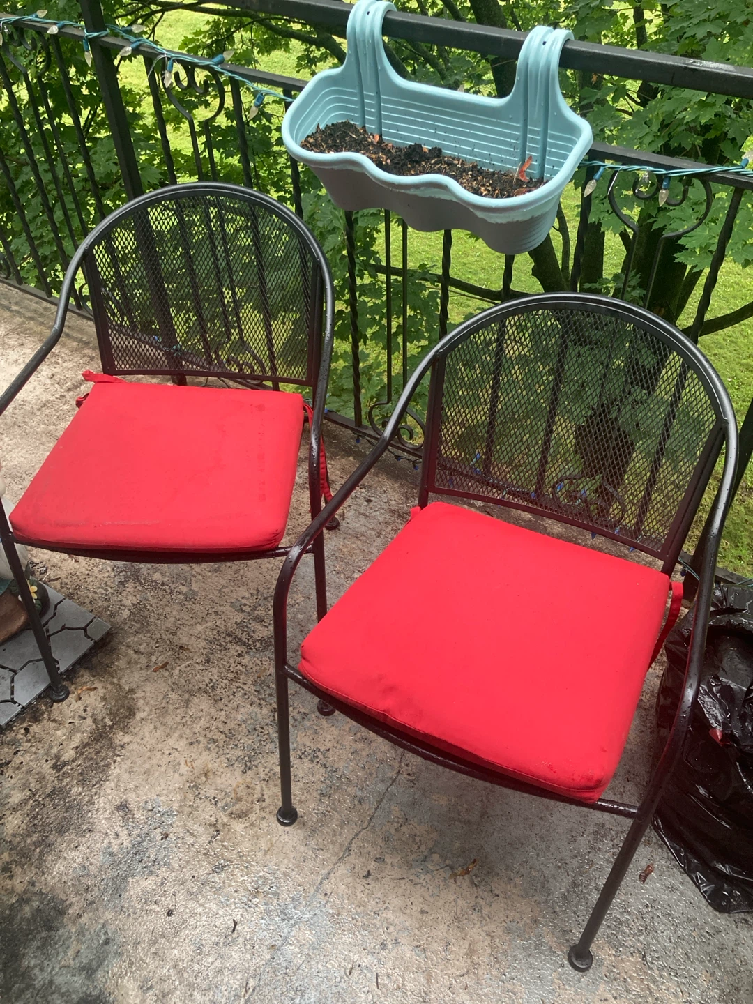 Pair of Black Metal Outdoor Chair with Red Cushion
