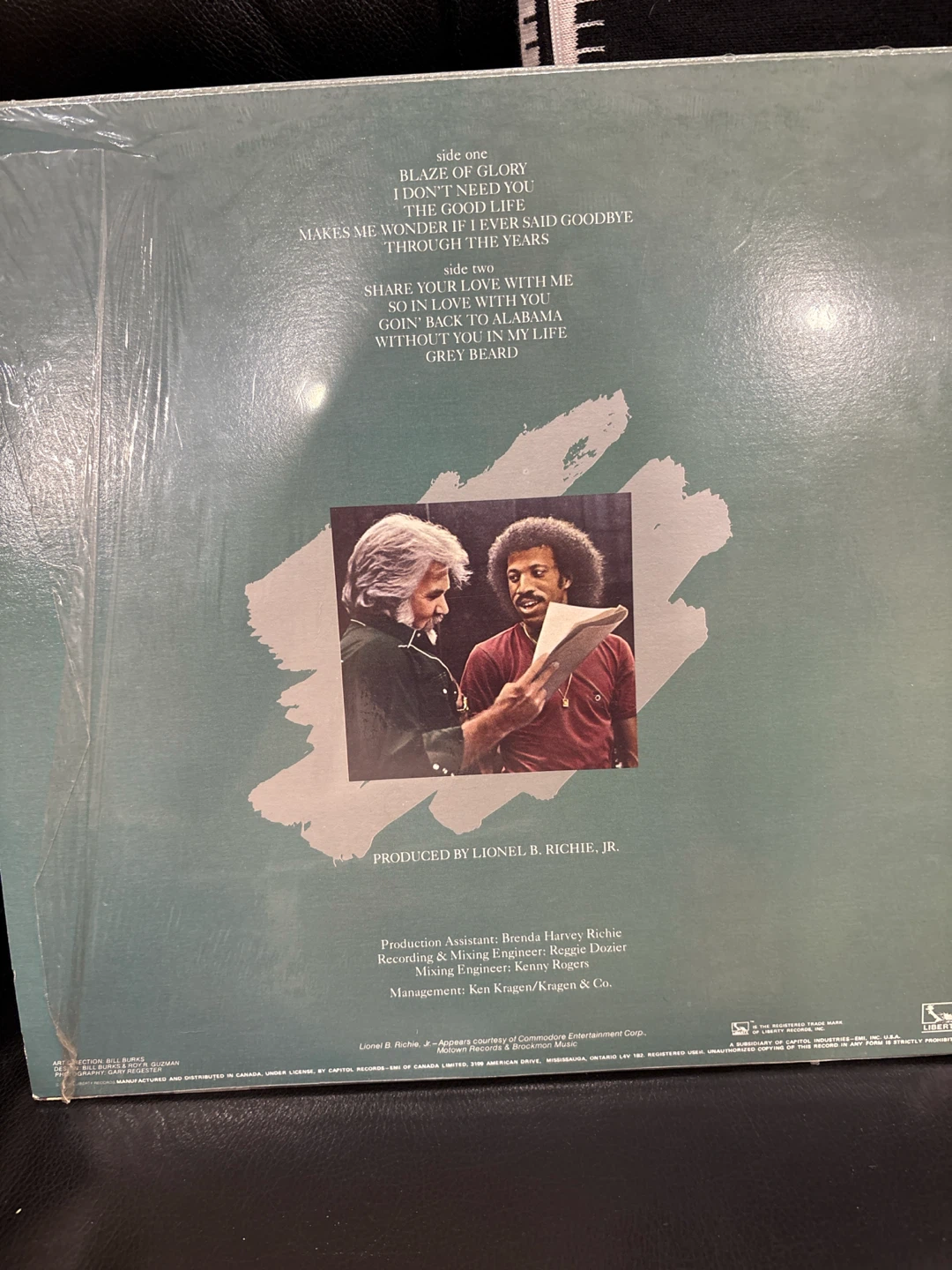 2 Kenny Rogers Original Vinyl LPs - photo 3