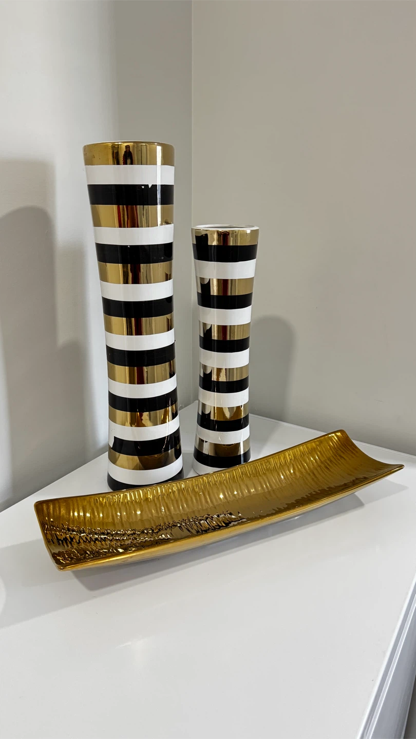 Set of 2 Striped Vases and Gold Tray - photo 2