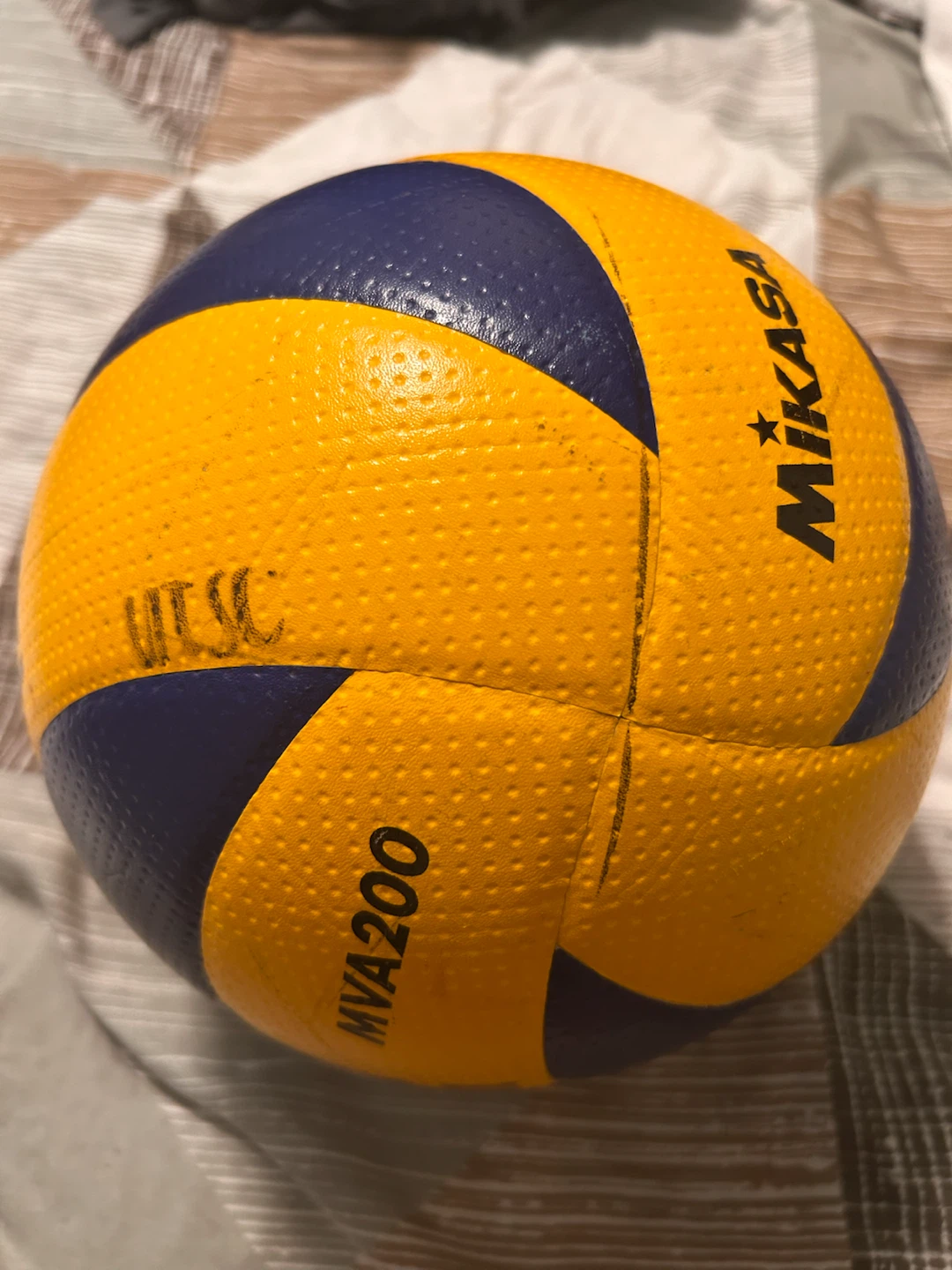 Mikasa MVA200 Volleyball - photo 2