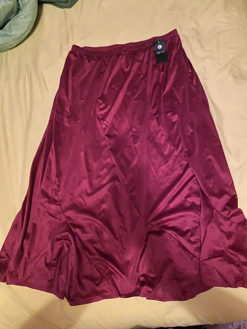 EXO Chic Women's Burgundy Satin Slip Skirt Size L
