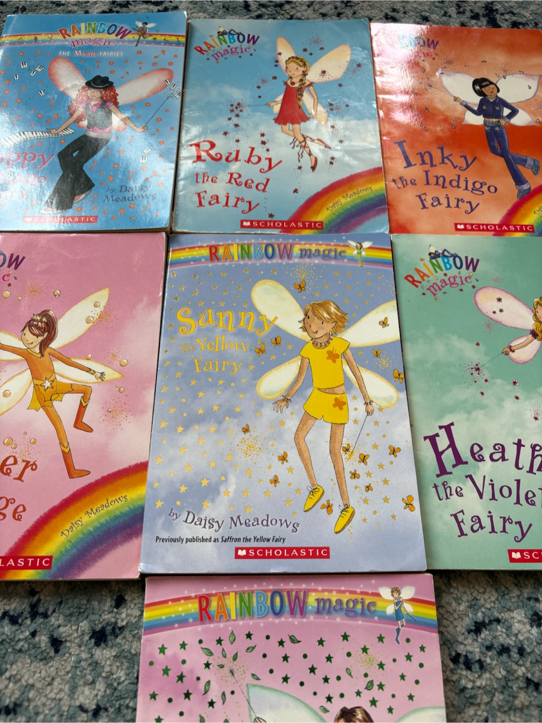 Rainbow Magic Fairy Books - 7 Book Lot - photo 2