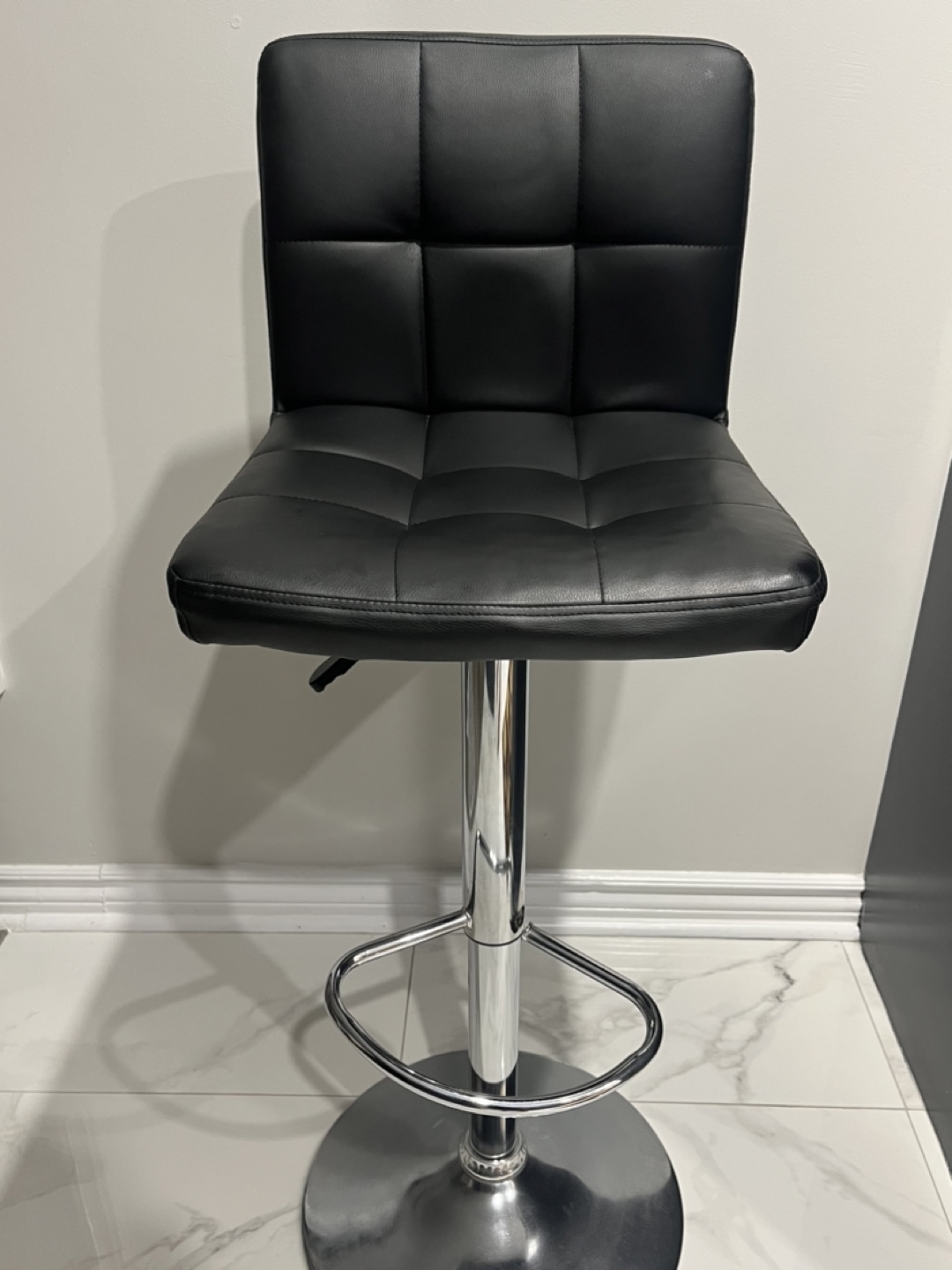 2 SWIVEL BAR STOOLS - photo 3