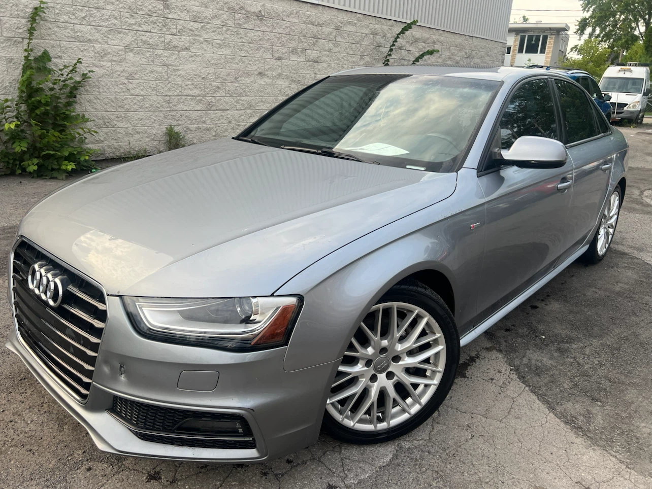 Audi A4 Quattro Sedan