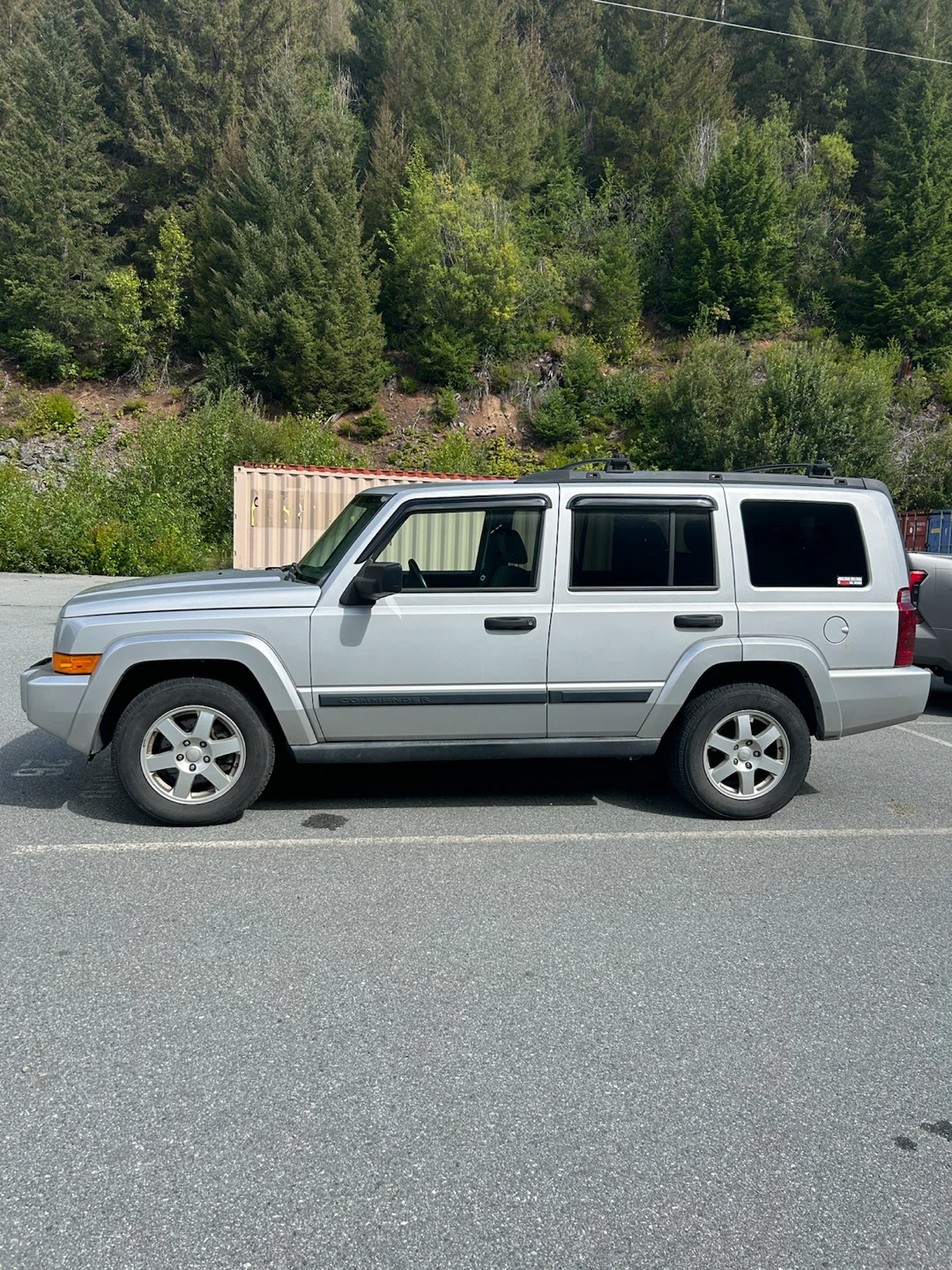 2006 Jeep Commander SUV