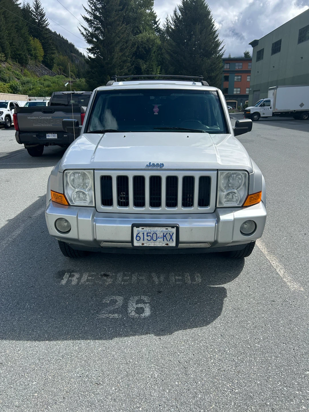 2006 Jeep Commander SUV - photo 2
