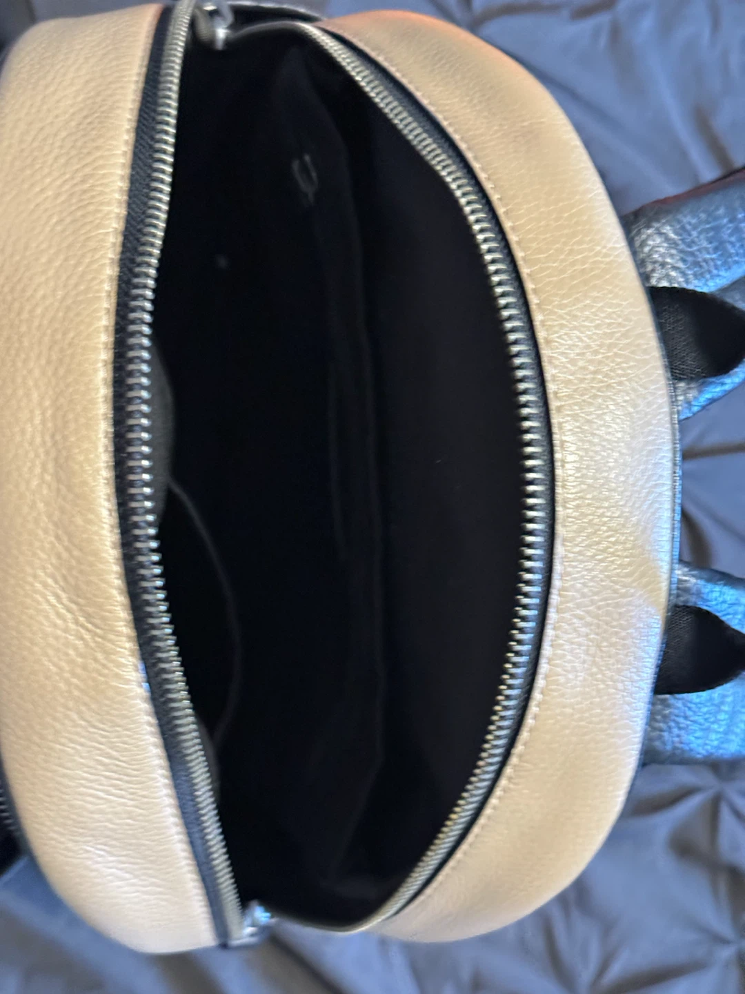 Coach Backpack Tan and Black - photo 2