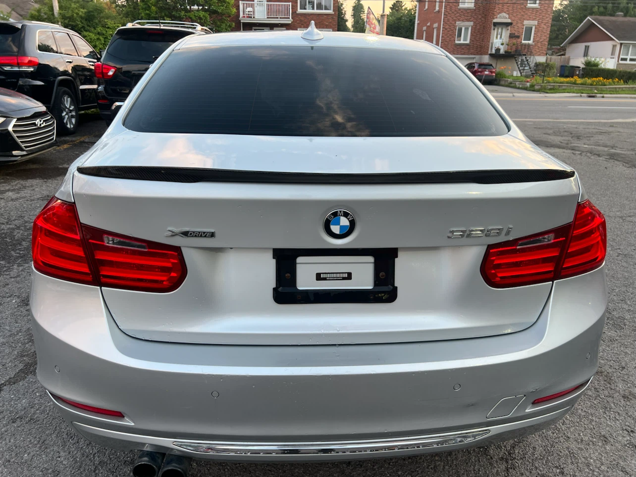 Silver BMW 328i xDrive Sedan - photo 5