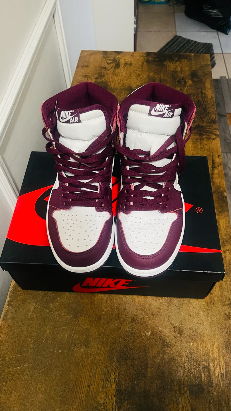 Nike Air Jordan 1 High Burgundy White - photo 2