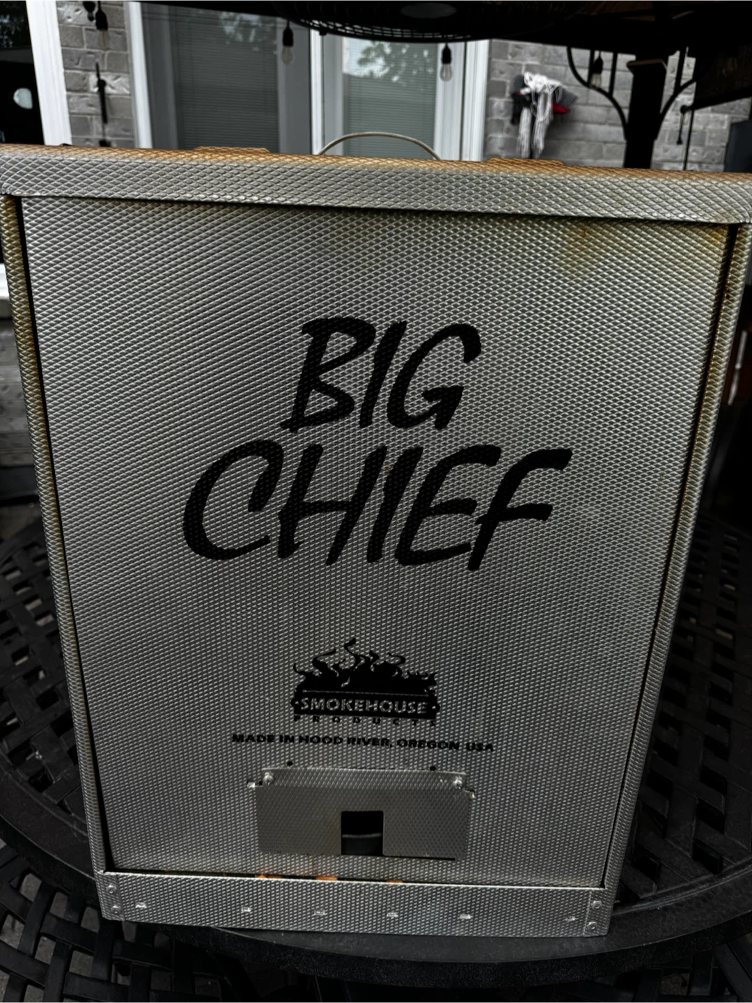 Smokehouse Products Big Chief Electric Smoker
