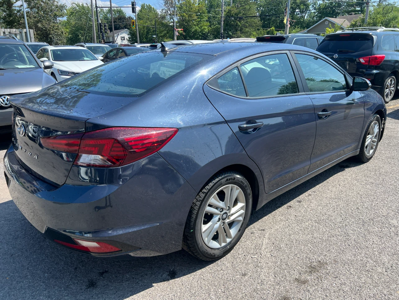 Hyundai Elantra Sedan - photo 4