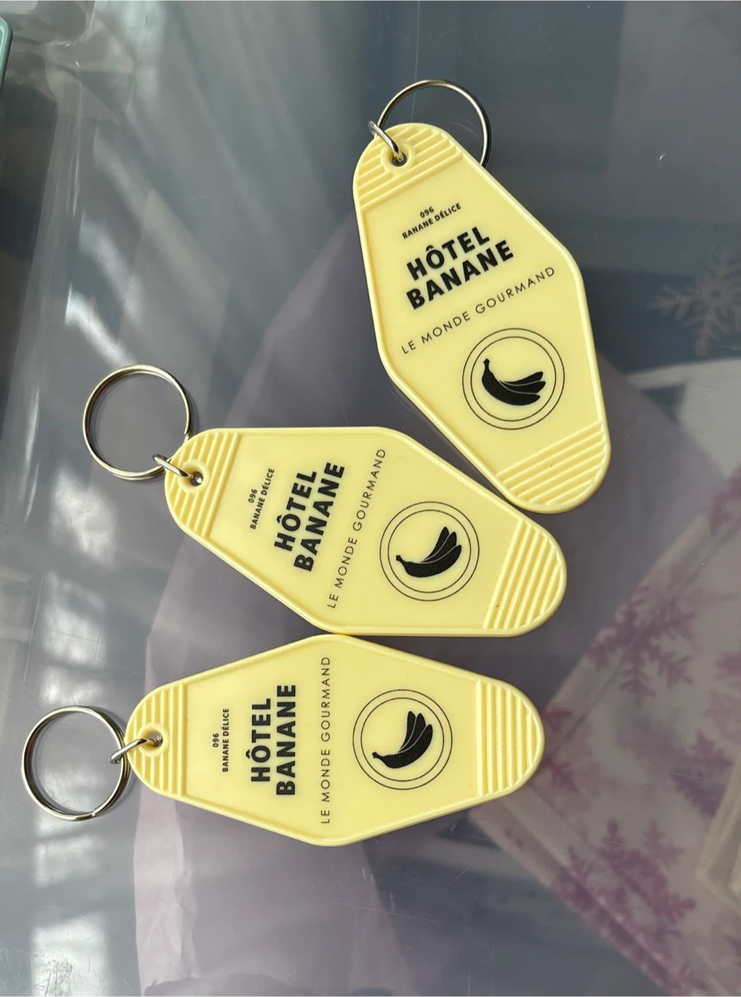 Hôtel Banane Le Monde Gourmand Keychain Lot (3)
