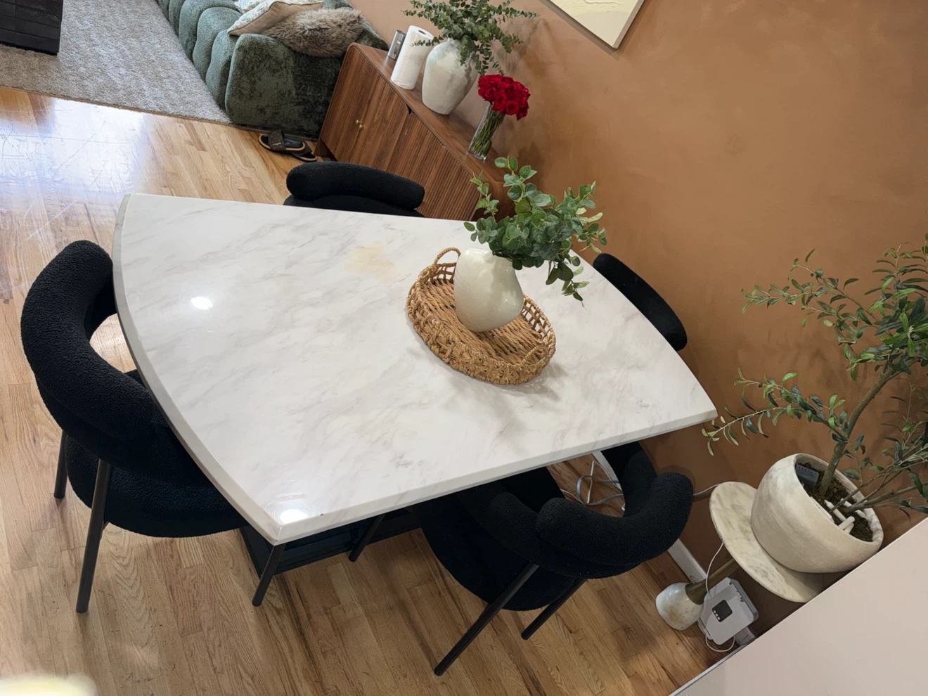 Marble Dining Table with Black Boucle Chairs - photo 3