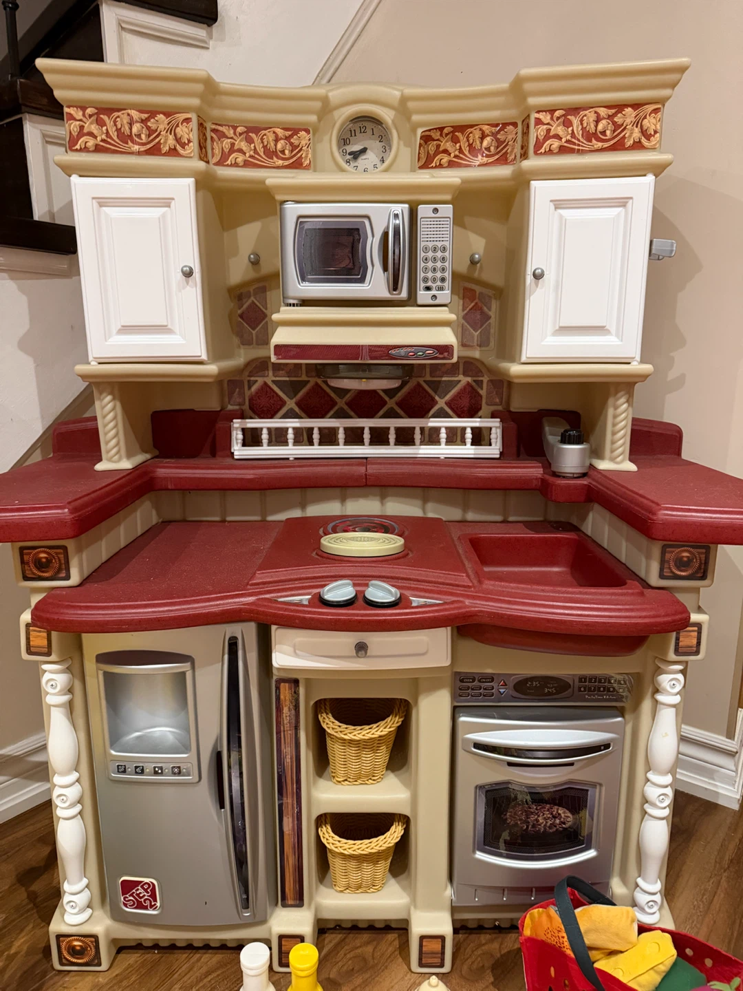 Step2 kids play kitchen with shopping cart, and accessories ! - photo 3