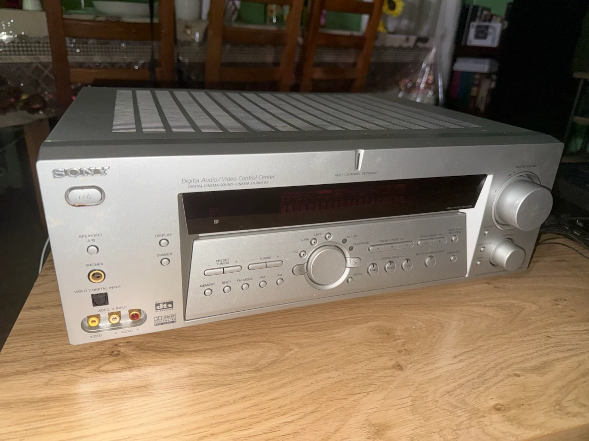 Sony Digital Audio/Video Control Center STR-DE895 - photo 2