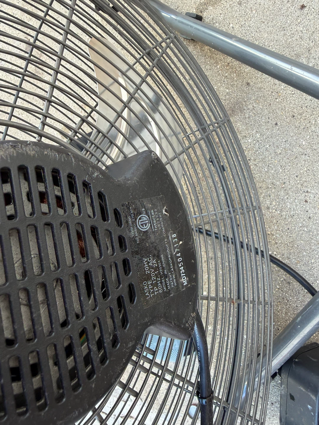Lasko Pedestal Fan - photo 3