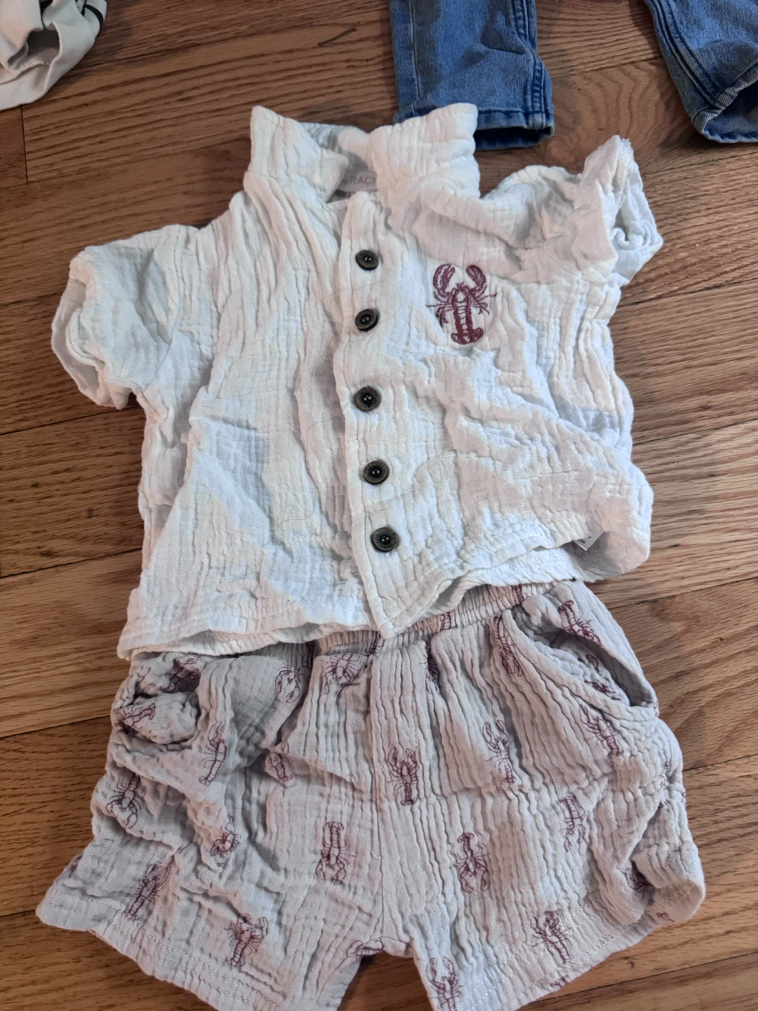 Mixed lots Tommy, Fenty, Disney, etc kids clothing 18M, 2T - photo 5