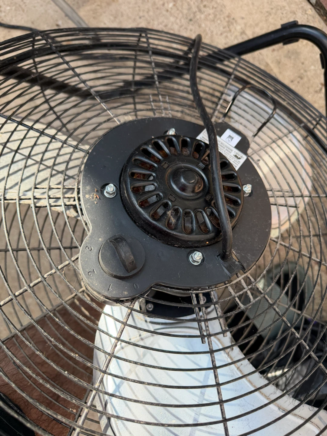 Lasko 20-Inch High Velocity Fan - photo 2