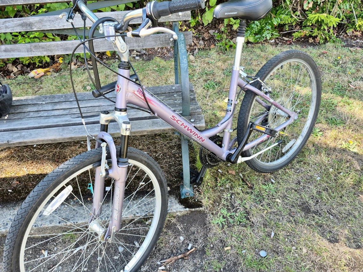 Schwinn Women's Cruiser Bike