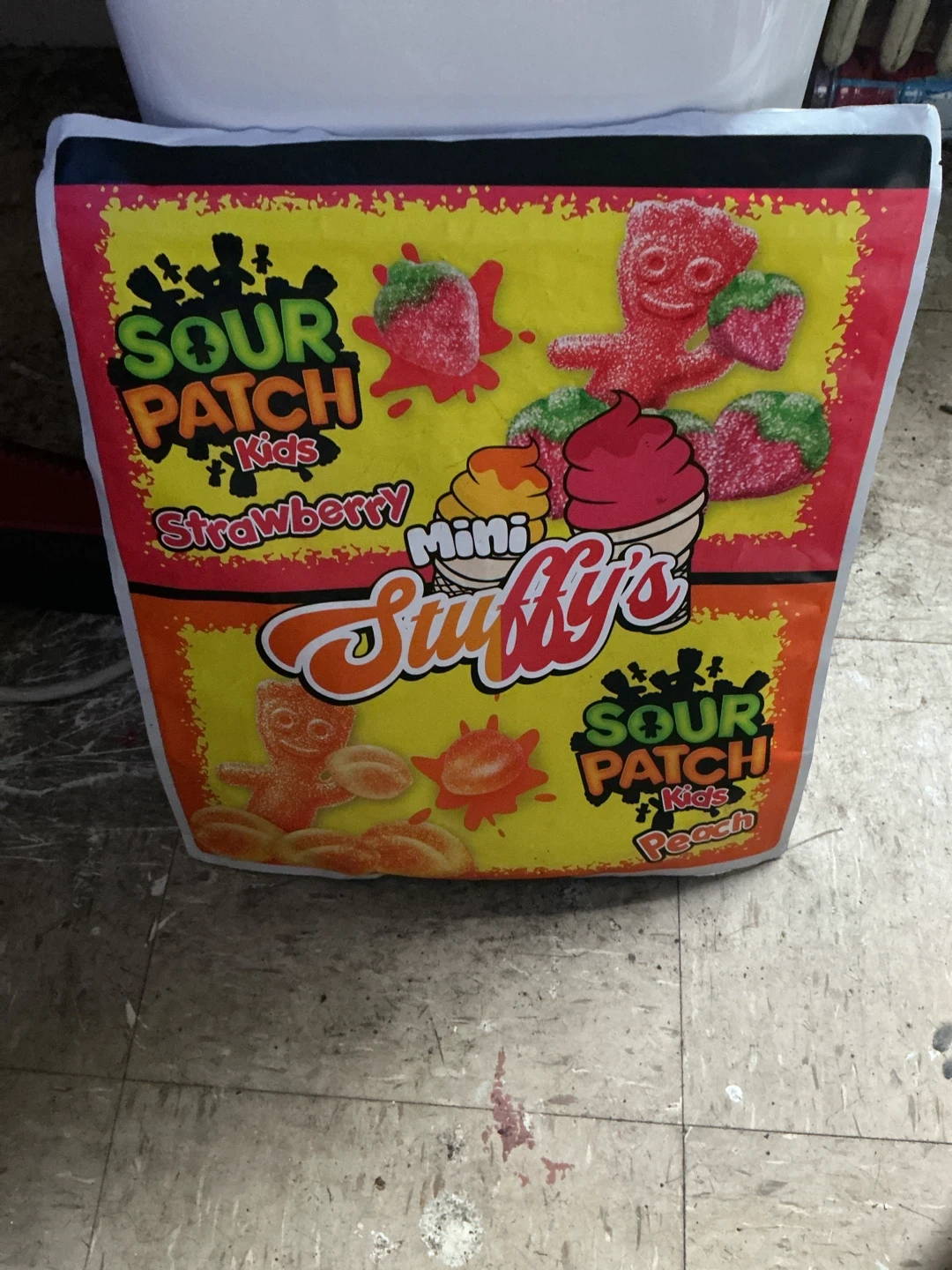Sour Patch Kids Mini Soft Chewy Candy - Strawberry & Peach