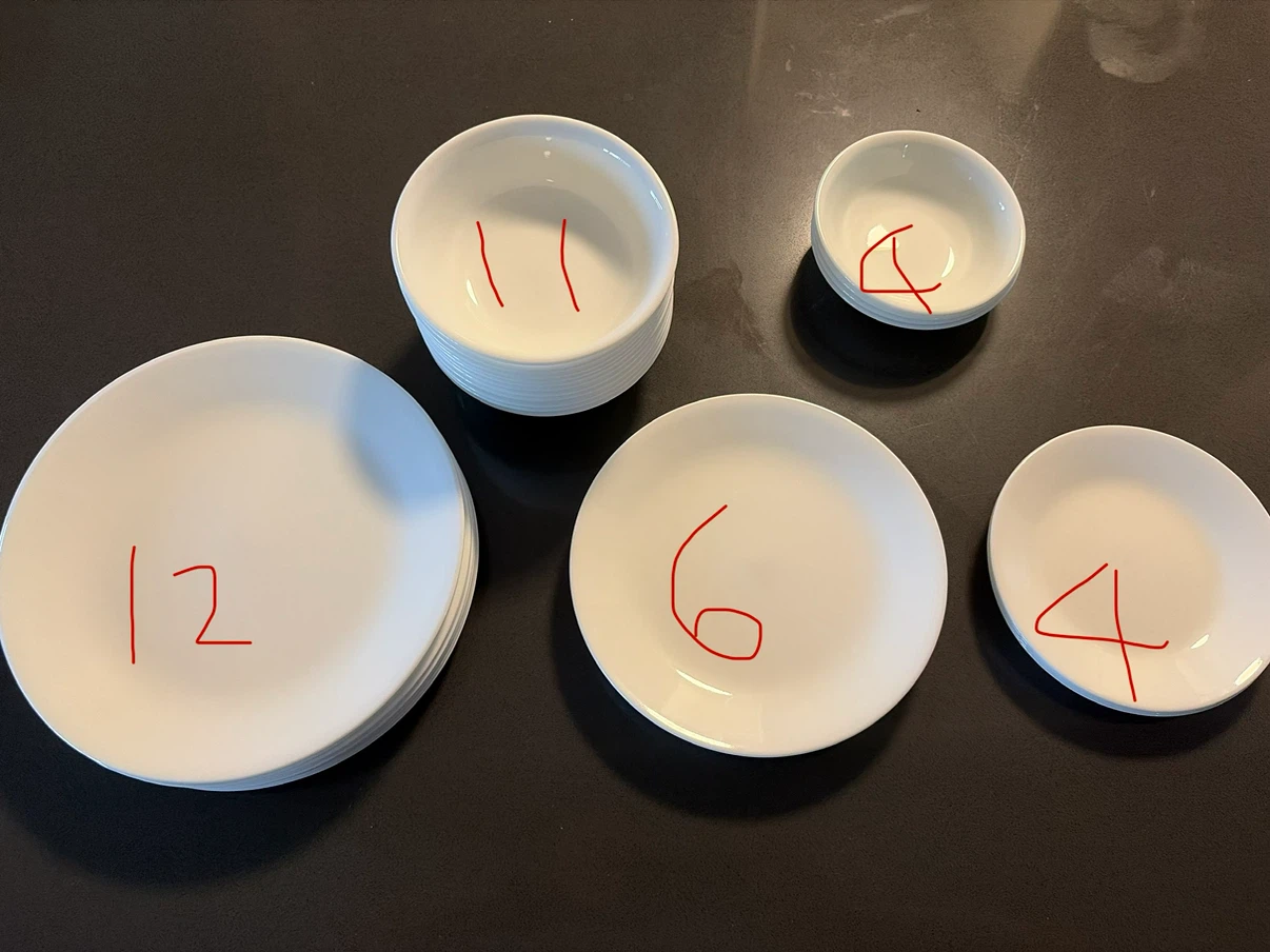 Corelle dish set