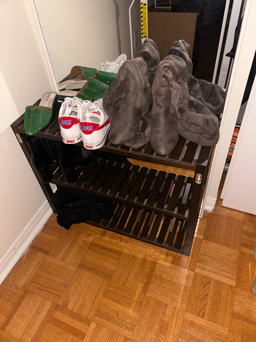 shoe rack