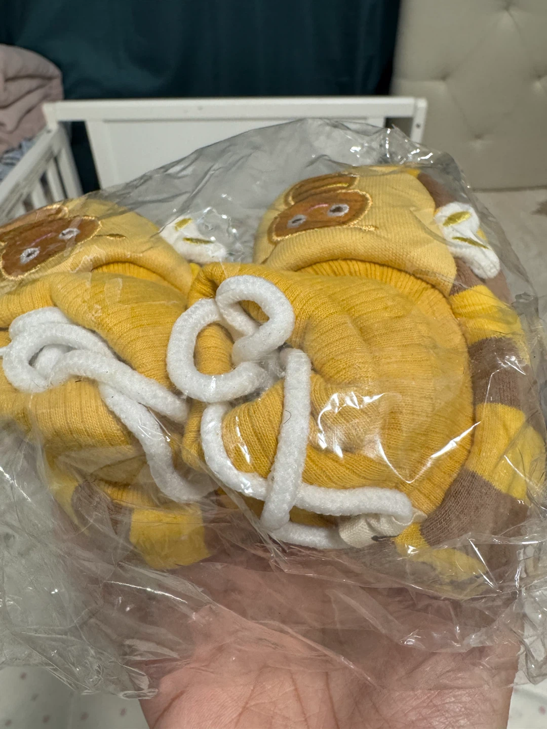 Kids Bee Slippers - Yellow - photo 2