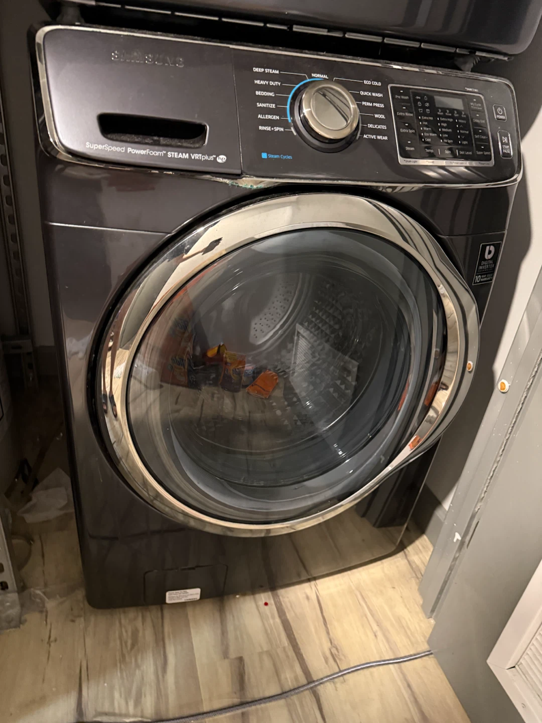 Samsung Front Load Washer/Dryer Combo - photo 2
