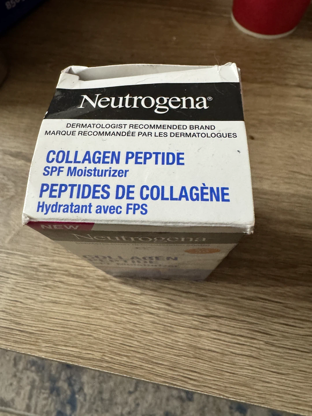 Neutrogena Collagen Peptide SPF Moisturizer - photo 2