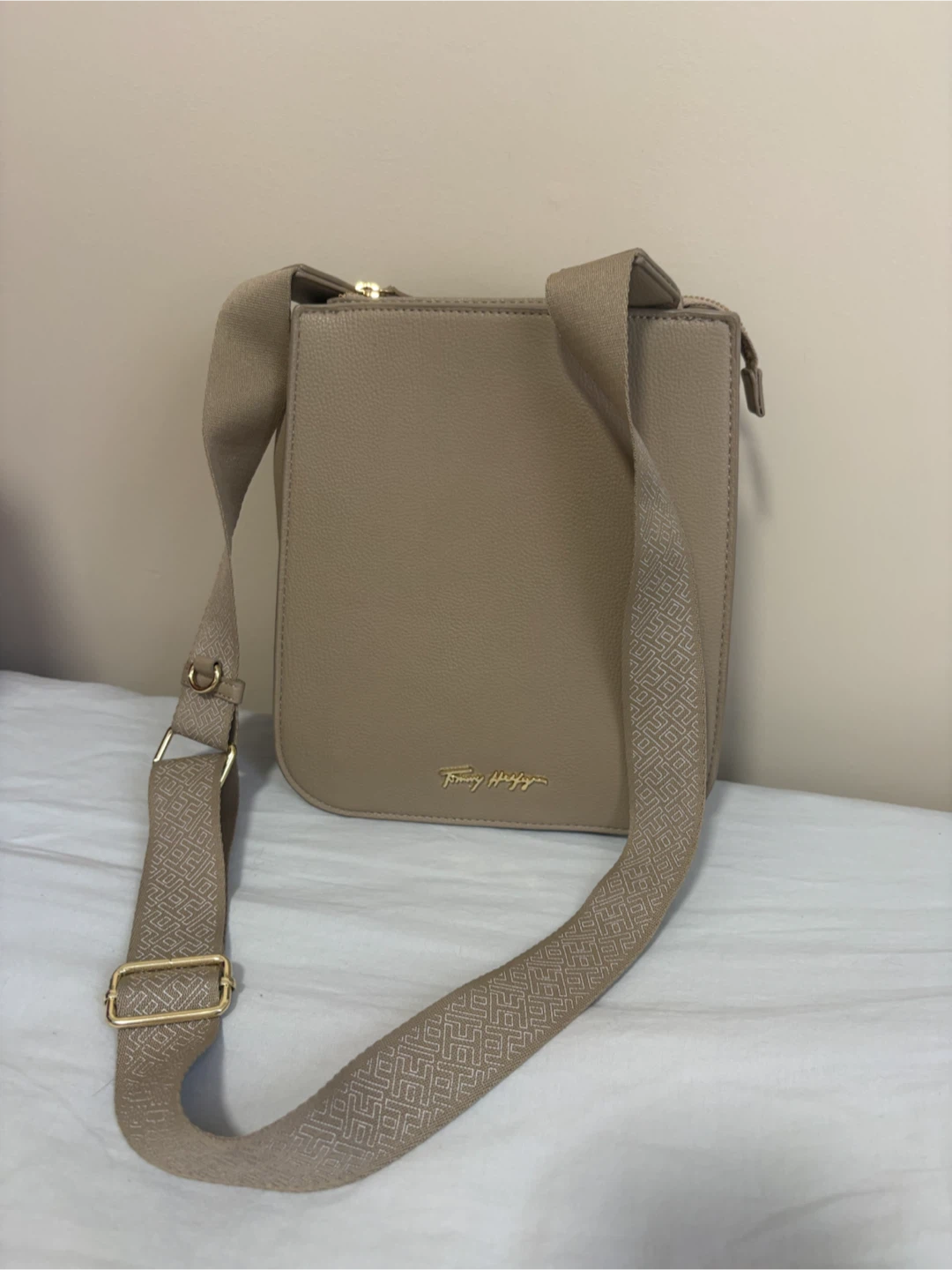 Tommy Hilfiger Beige Crossbody Bag