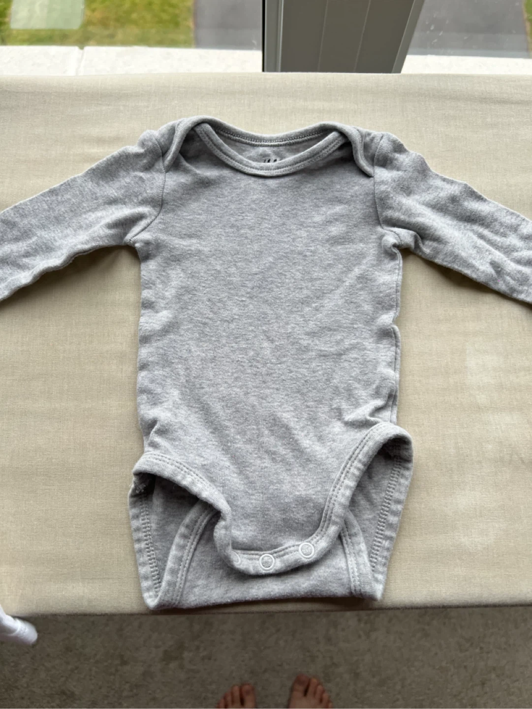 Bundle of 11 Baby Cotton Onesies  - Various Brands - photo 5