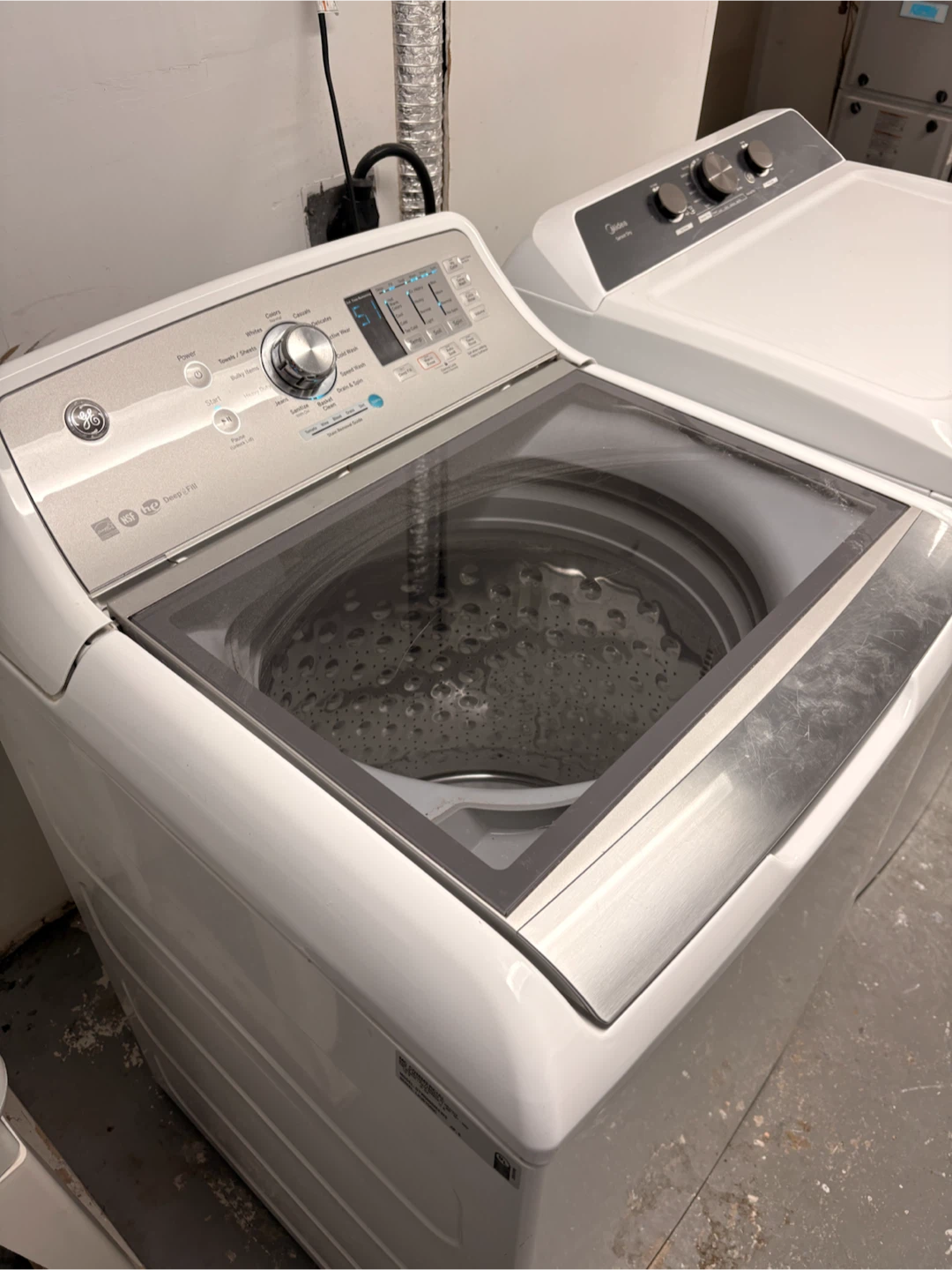 FREE Washing machine & Dryer - photo 3